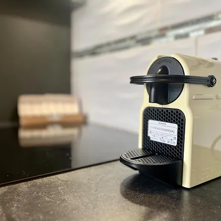 Korneille - Check In H24 - Wifi リヨン